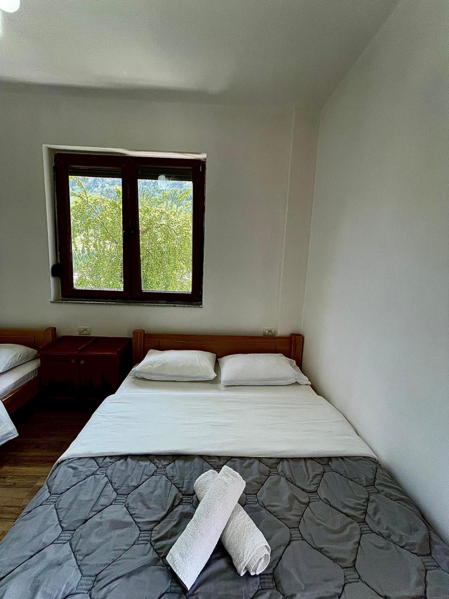 Lazer Cardaku Guesthouse Valbone Luaran gambar