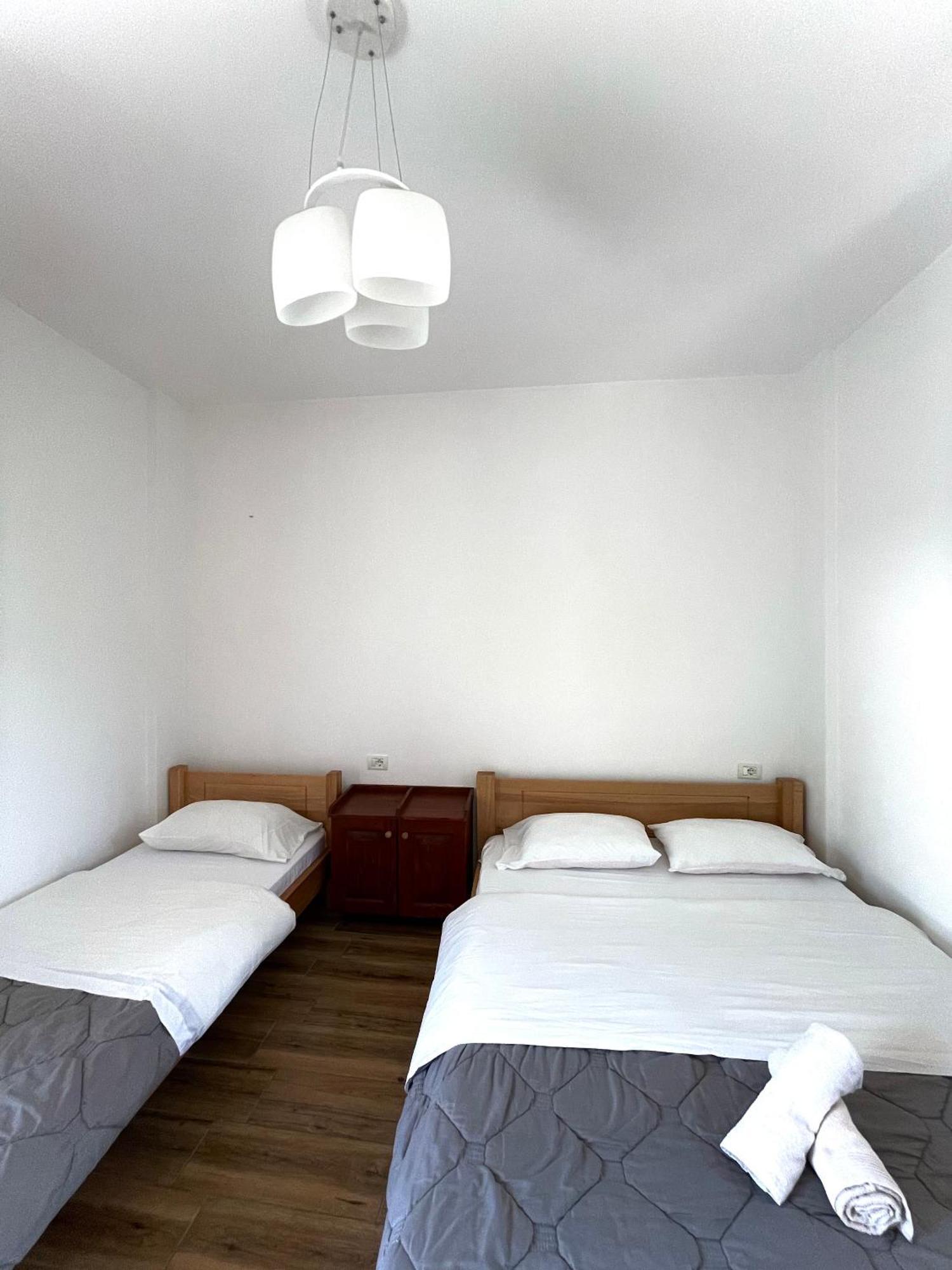 Lazer Cardaku Guesthouse Valbone Luaran gambar