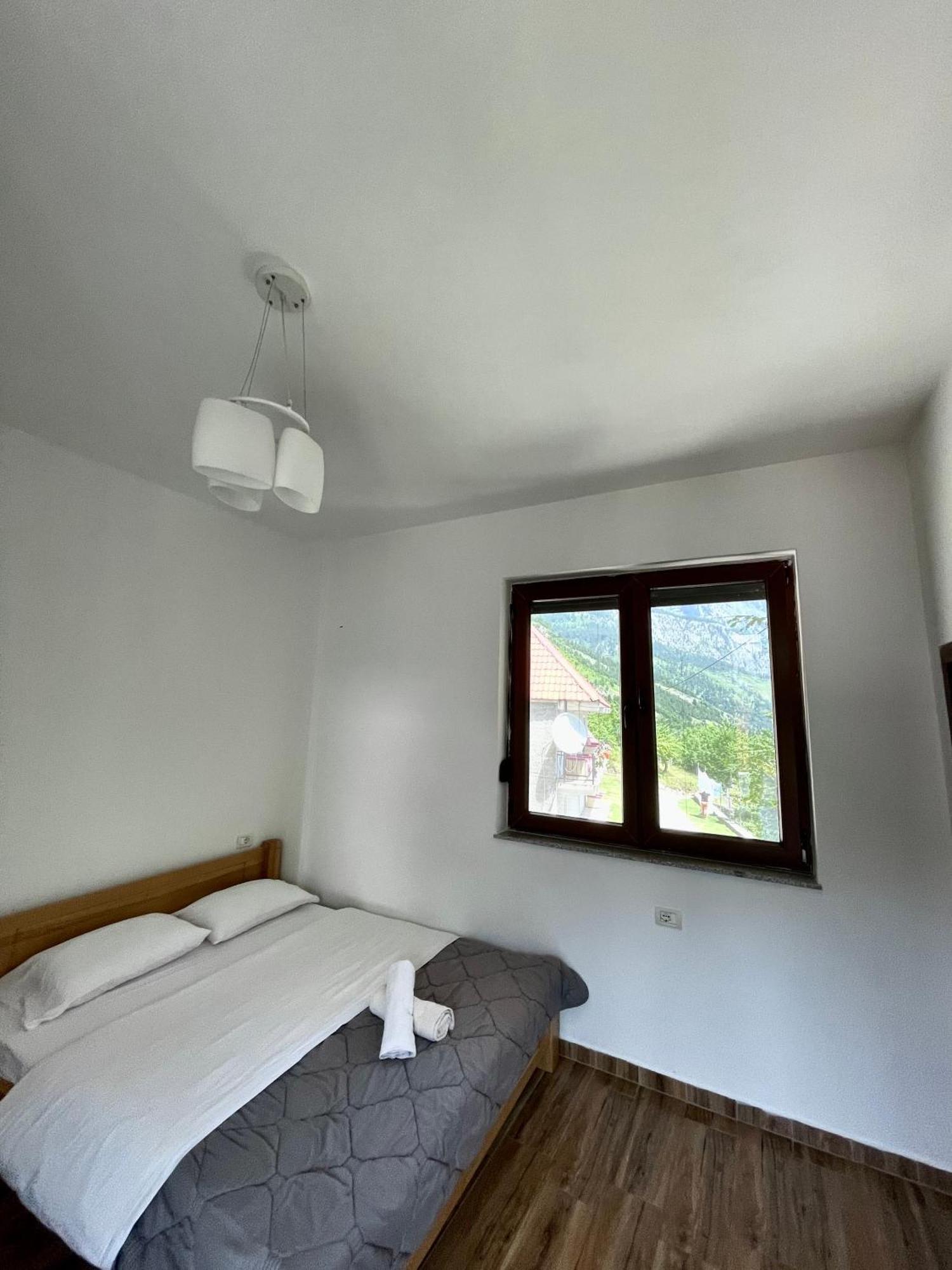 Lazer Cardaku Guesthouse Valbone Luaran gambar