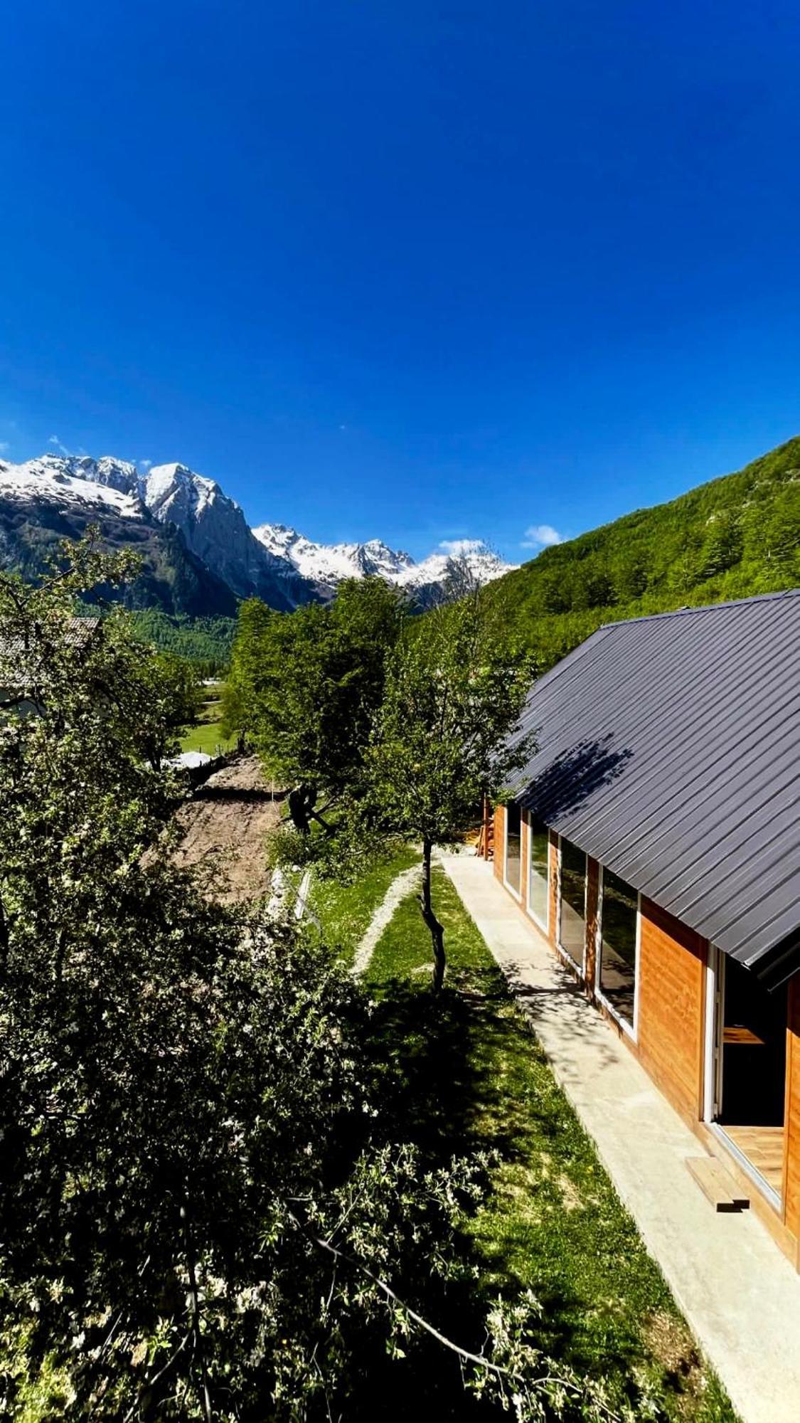 Lazer Cardaku Guesthouse Valbone Luaran gambar