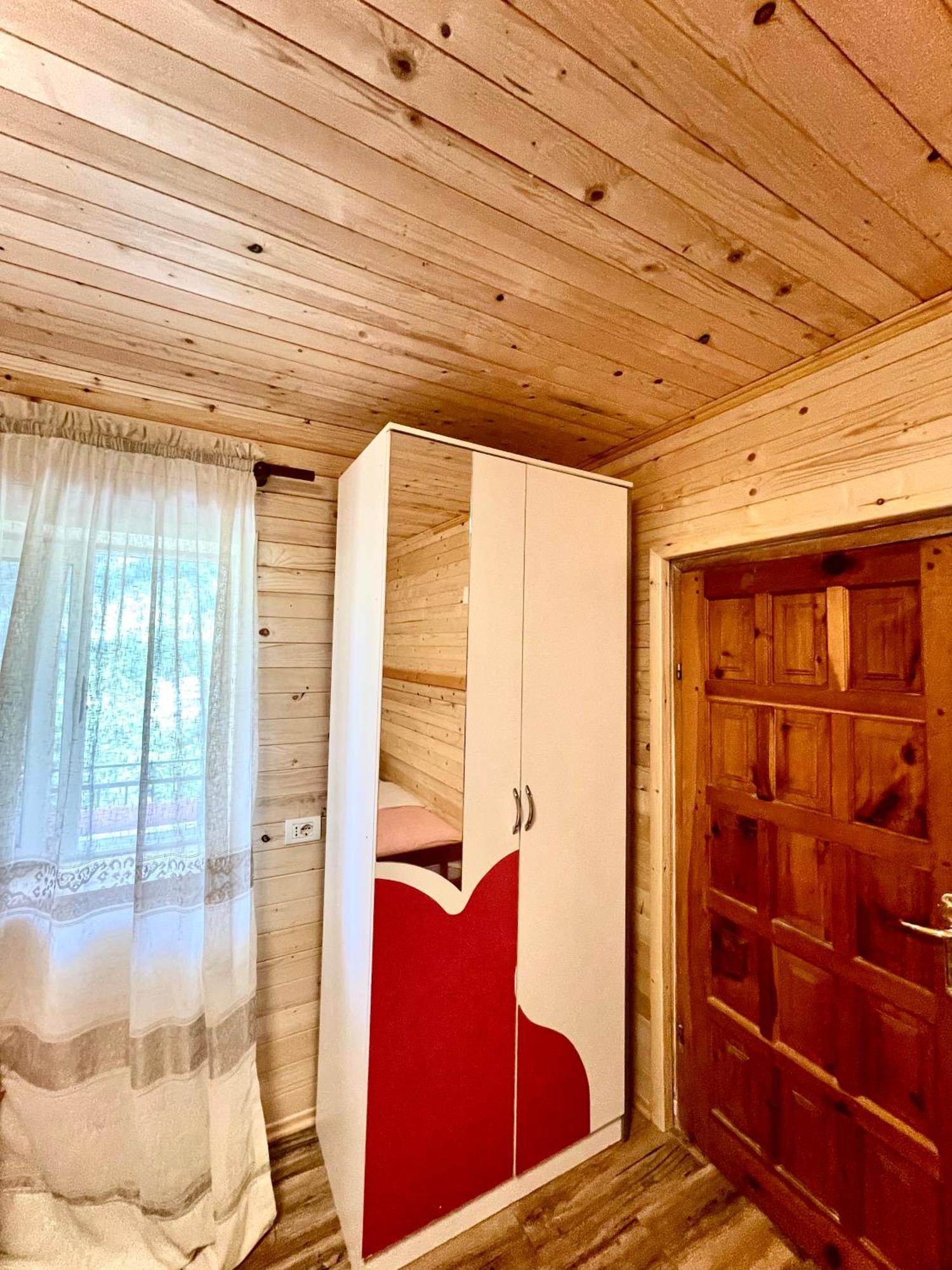 Lazer Cardaku Guesthouse Valbone Luaran gambar