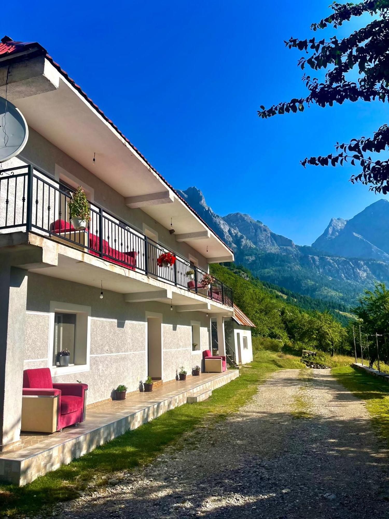 Lazer Cardaku Guesthouse Valbone Luaran gambar